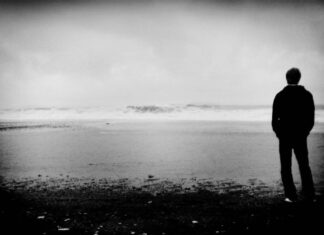 Αυτοί που φεύγουν κι αυτοί που μένουν