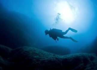 Κατάδυση στο βυθό των Χανίων