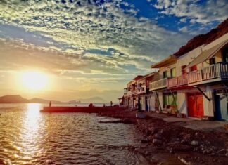 Welcome to Milos,Greece: Εμπειρία ζωής η επίσκεψη στη Μήλο