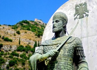 Ο θρύλος του Μαρμαρωμένου Βασιλιά