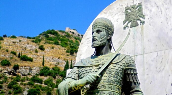 Ο θρύλος του Μαρμαρωμένου Βασιλιά