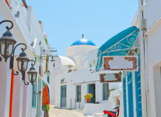 Περιηγηθείτε στη Σίφνο σε 62’’