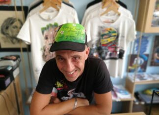 Ένας κόσμος γεμάτος ήρωες και χρώματα