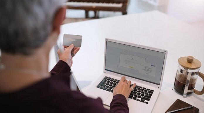 Πως e-shops φαντάσματα εξαπατούσαν εκατοντάδες καταναλωτές