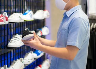 Η επόμενη ημέρα από το άνοιγμα των καταστημάτων