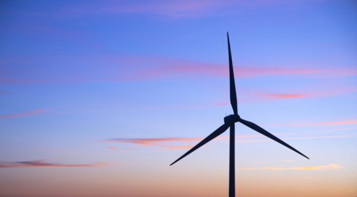 ΤΕΡΝΑ Ενεργειακή: Από το «βραχυκύκλωμα» στο Τέξας στο θαλάσσιο όραμα στο Αιγαίο