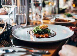 Το φθηνό κουβέρ για τους…εστιάτορες