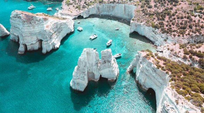 Κλέφτικο: Τα «Θαλασσινά Μετέωρα» των Κυκλάδων