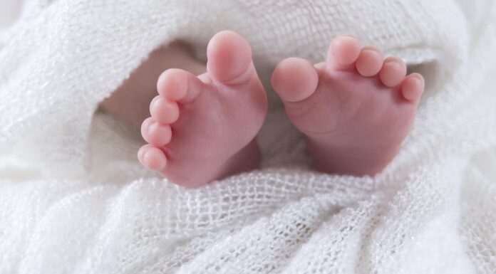 Θα γεννηθεί αγόρι ή κορίτσι; Εξαρτάται και από τη ρύπανση!