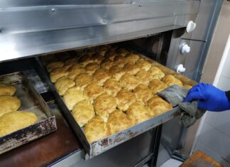 Η καλύτερη τυρόπιτα στην Αθήνα είναι από τη…Δωδώνη