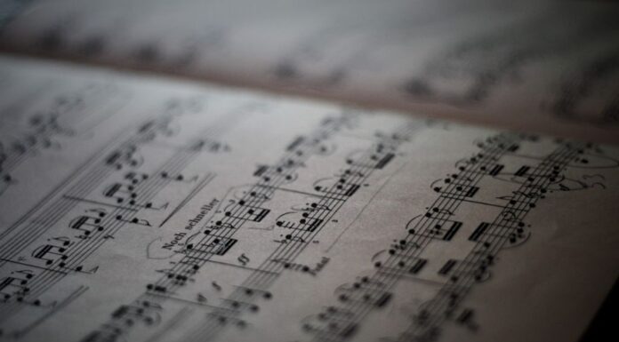 Δεν χωράνε οι Τρα(μ)πουκισμοί στην ζωή και στη μουσική