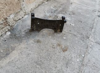 Η ιστορία πίσω από τα σκουριασμένα ποδόμακτρα