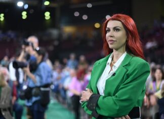 Βάσια Αναστασίου: Ο σοσιαλισμός είναι η ελπίδα της Ελλάδας