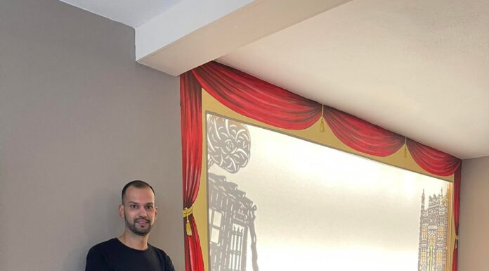 Βάλτε τα παιδιά σας να δουν Καραγκιόζη