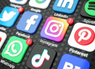 Πόσες ώρες τη μέρα ξοδεύουμε στα social media – Η πλατφόρμα που κυριαρχεί