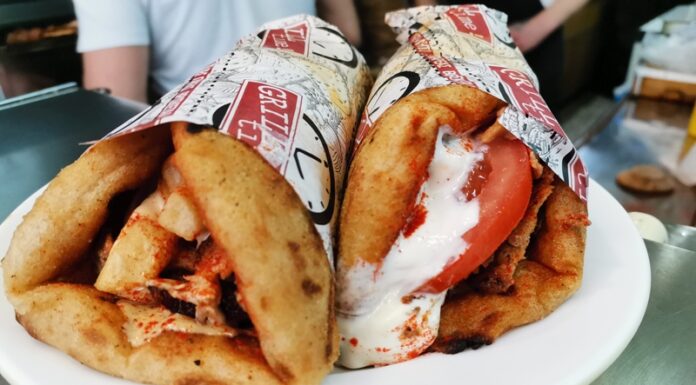 Αχιλλέας: Το καλύτερο σουβλάκι εδώ και 36 χρόνια στην Αθήνα