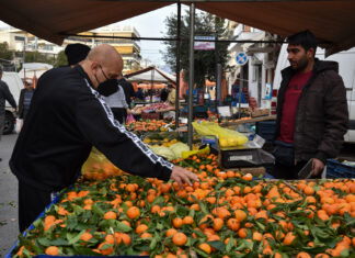 POS ψωνίζει ο κόσμος στη λαϊκή;