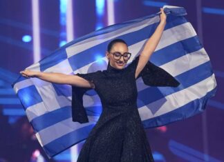 Η Ευρώπη υποκλίθηκε στην Κλαυδία και την Αστερομάτα της