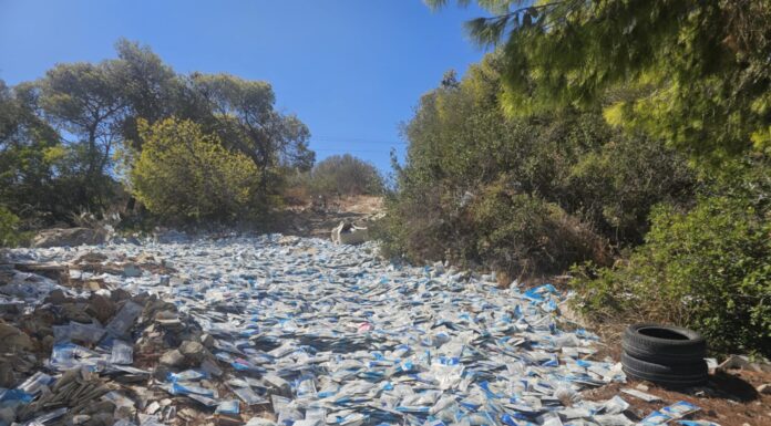 Ολόκληρη χωματερή με χιλιάδες ληγμένες μάσκες