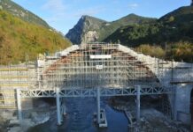 Αναστηλώθηκε το ιστορικό πέτρινο γεφύρι της Πλάκας