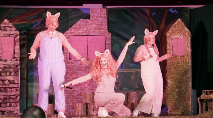 «Τα Τρία Γουρουνάκια The music band» από την Ελλάδα ταξιδεύουν στη Γερμανία!