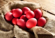 Γιατί βάφουμε κόκκινα αυγά τη Μ.Πεμπτη;