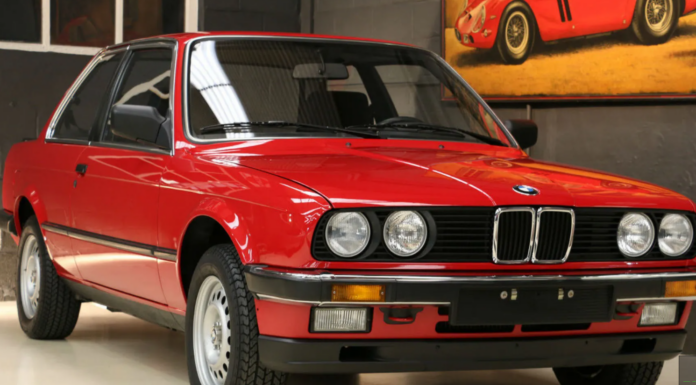 Θα αγόραζες μια ολοκαίνουρια BMW E30 για 70.000 ευρώ;