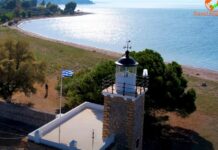 Φάρος Βασιλίνας: Ο φρουρός της εισόδου του Μαλιακού